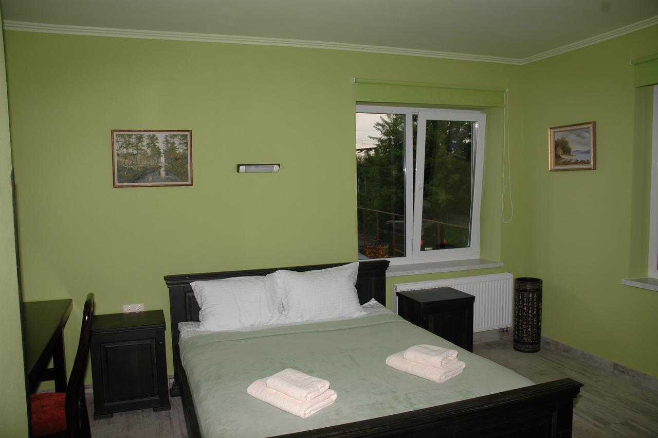 לבוב Guest House מראה חיצוני תמונה