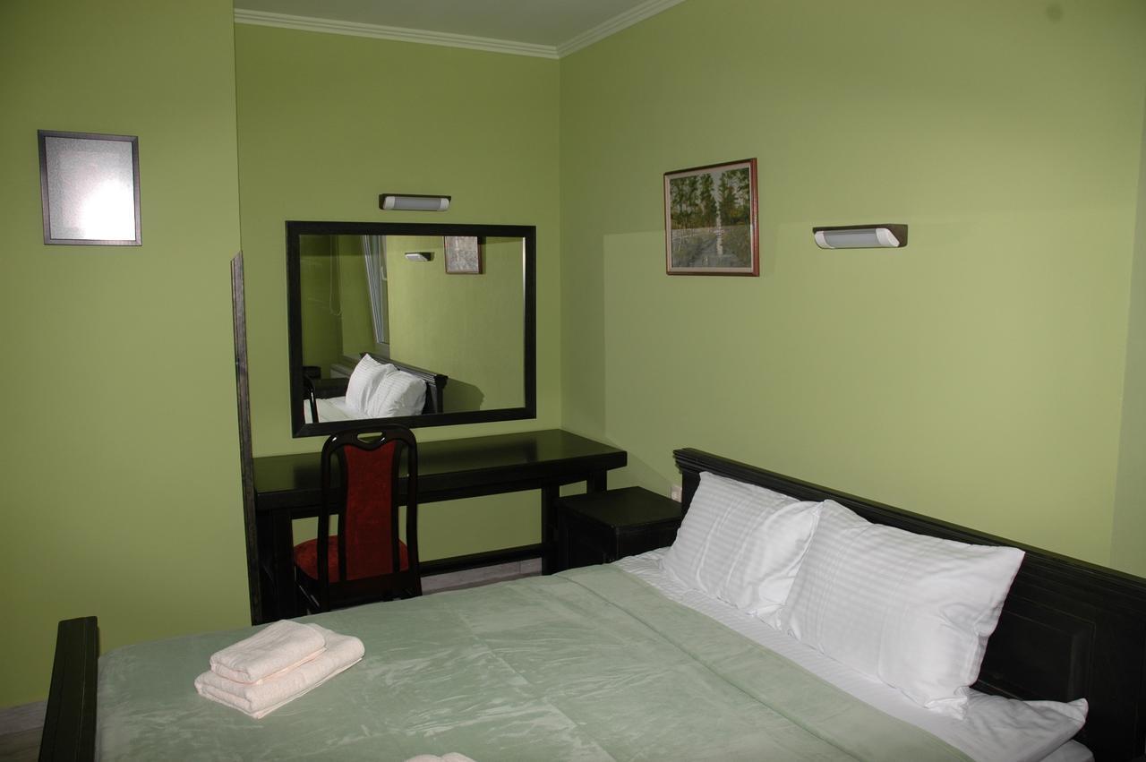 לבוב Guest House מראה חיצוני תמונה