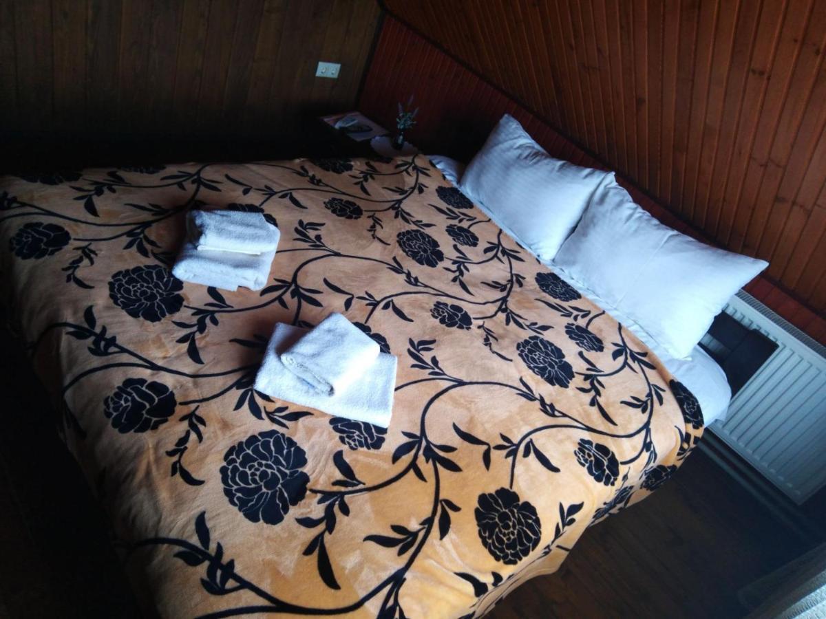 לבוב Guest House מראה חיצוני תמונה